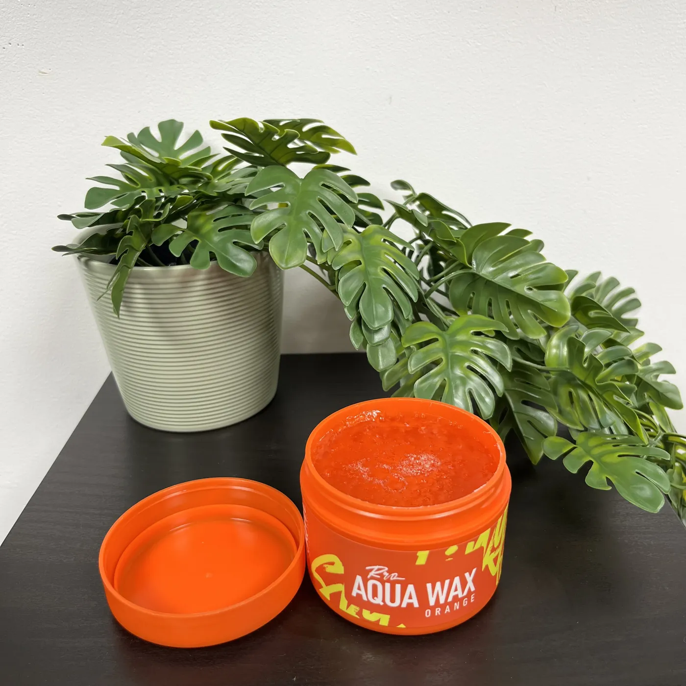 Cera Aqua Wax Orange — Envase abierto