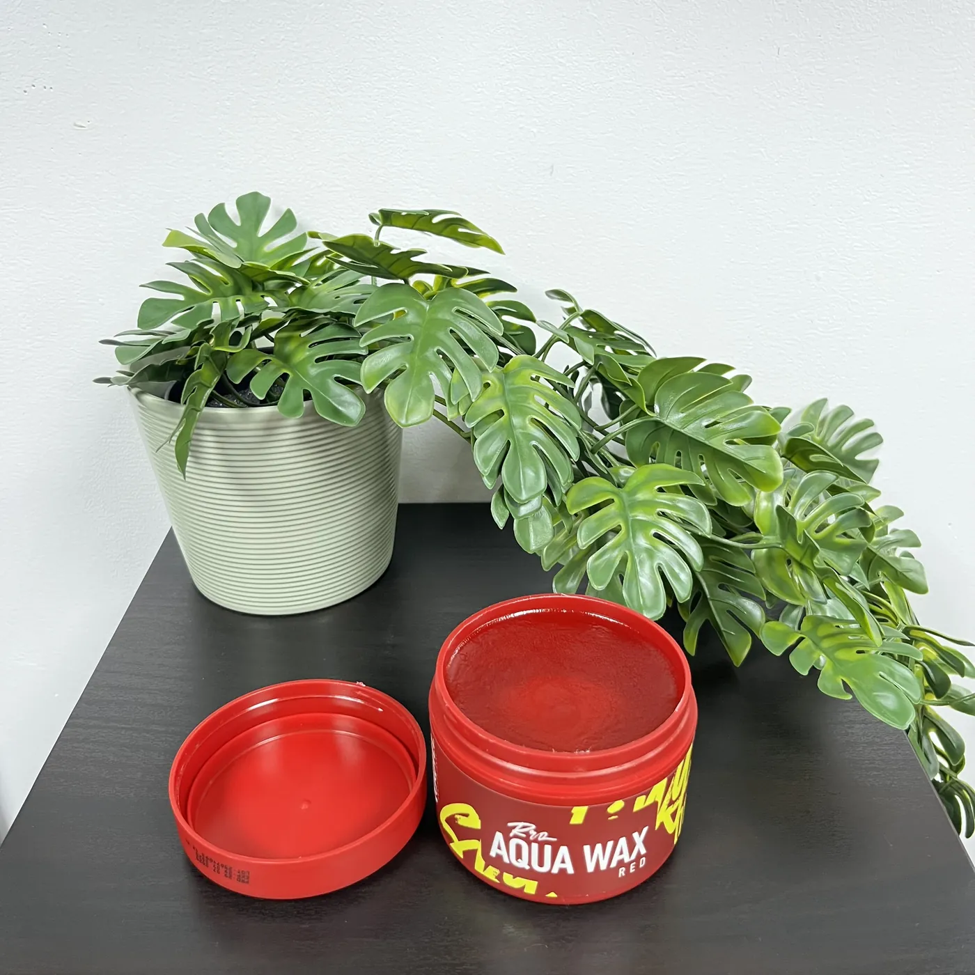 Cera Aqua Wax Red — Envase abierto